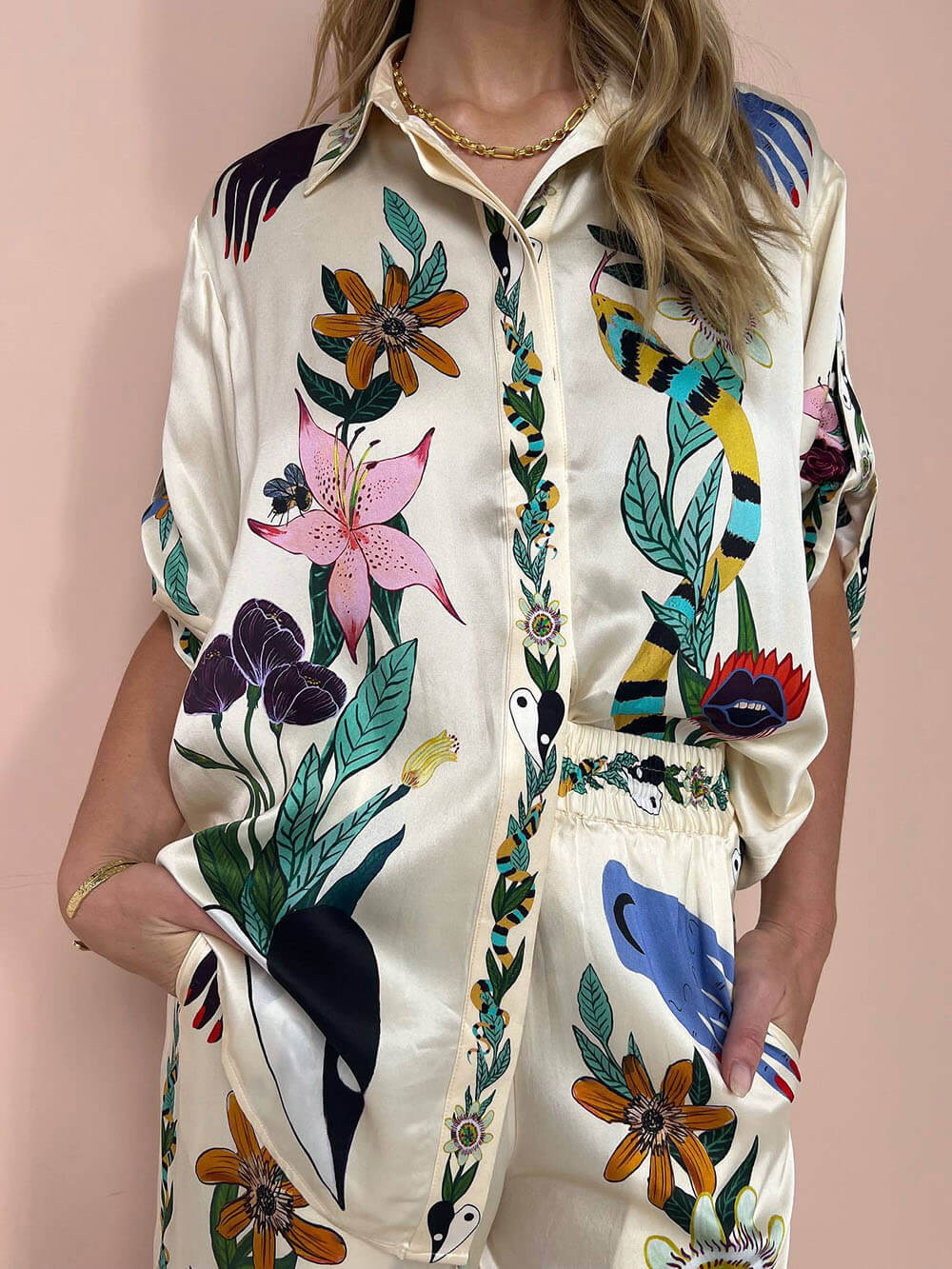 Satin Flow™ 2.0 – Printed Satin 2-Piece Set with Oversized Blouse & Wide Leg Pants