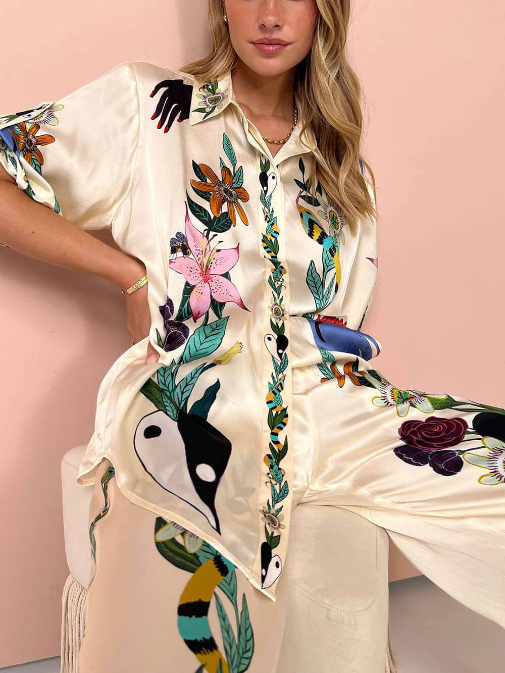 Satin Flow™ 2.0 – Printed Satin 2-Piece Set with Oversized Blouse & Wide Leg Pants
