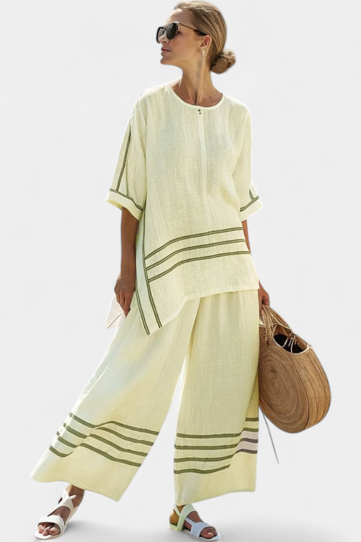 Complete with wide striped pants with irregular cut - modern and comfortable style