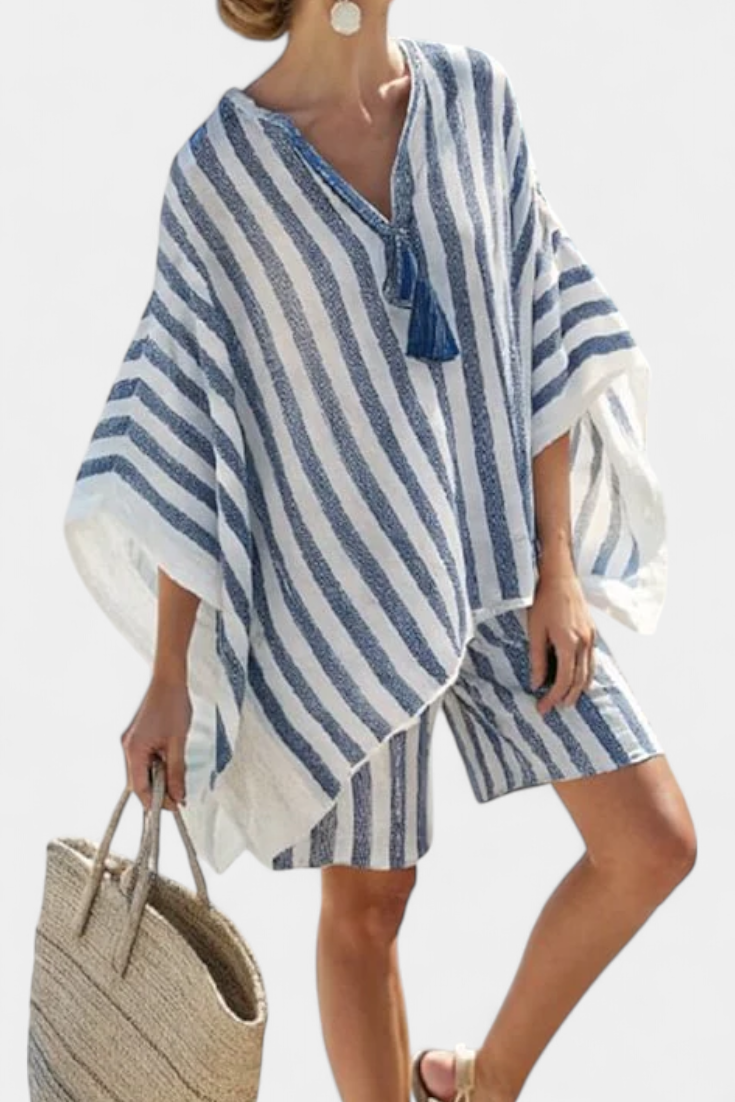 Set of stripes Nancy with oversized blouse and elegant shorts