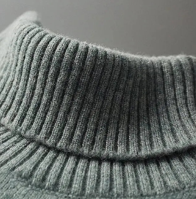 Turtleneck Sweater Made of 100% Merino Wool